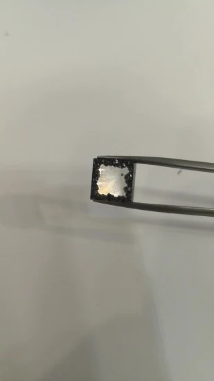 Diamant de laboratoire CVD synthétique non coupé de grande taille